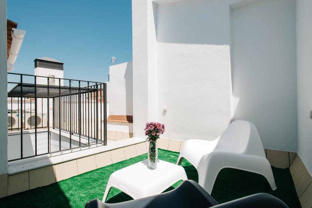 Hostly Acetres 2A-Penthouse In City Center-Fibre-Parking Opt Севілья Екстер'єр фото